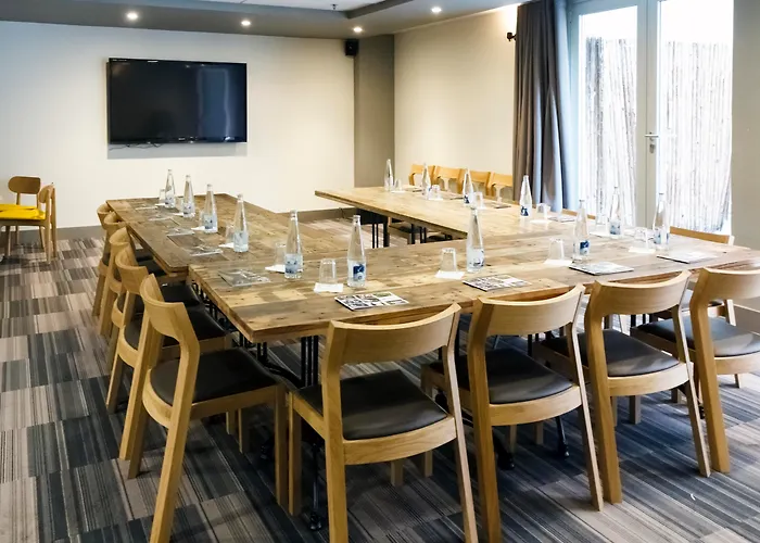 Top-Rated Hostels in Vibrant Barcelona